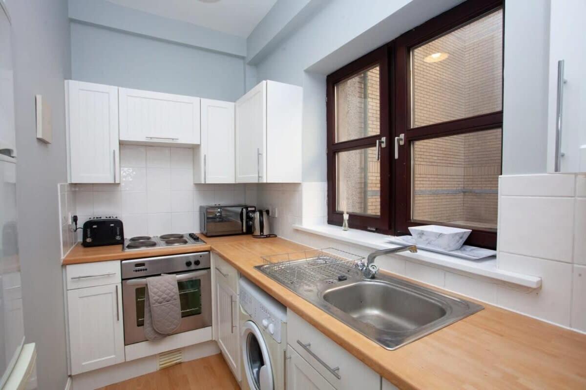 Modern And Refurbished Flat In Merchant City Glasgow Exteriér fotografie